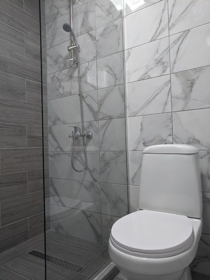 Ajkoski Apartments Pestani Kültér fotó